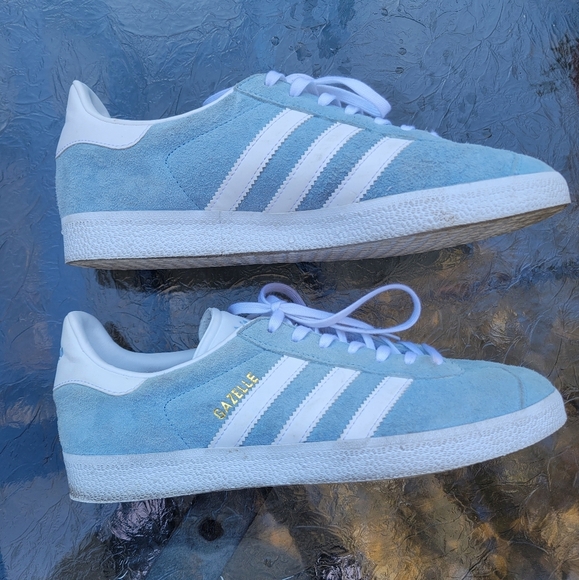 Addidas Giselle Sky Blue Suede Round Toe Sneaker Unisex - Picture 2 of 16